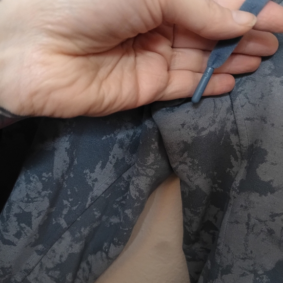 Lululemon Athletica City Sweat Astral Blue Patterned Joggers - Picture 5 of 8